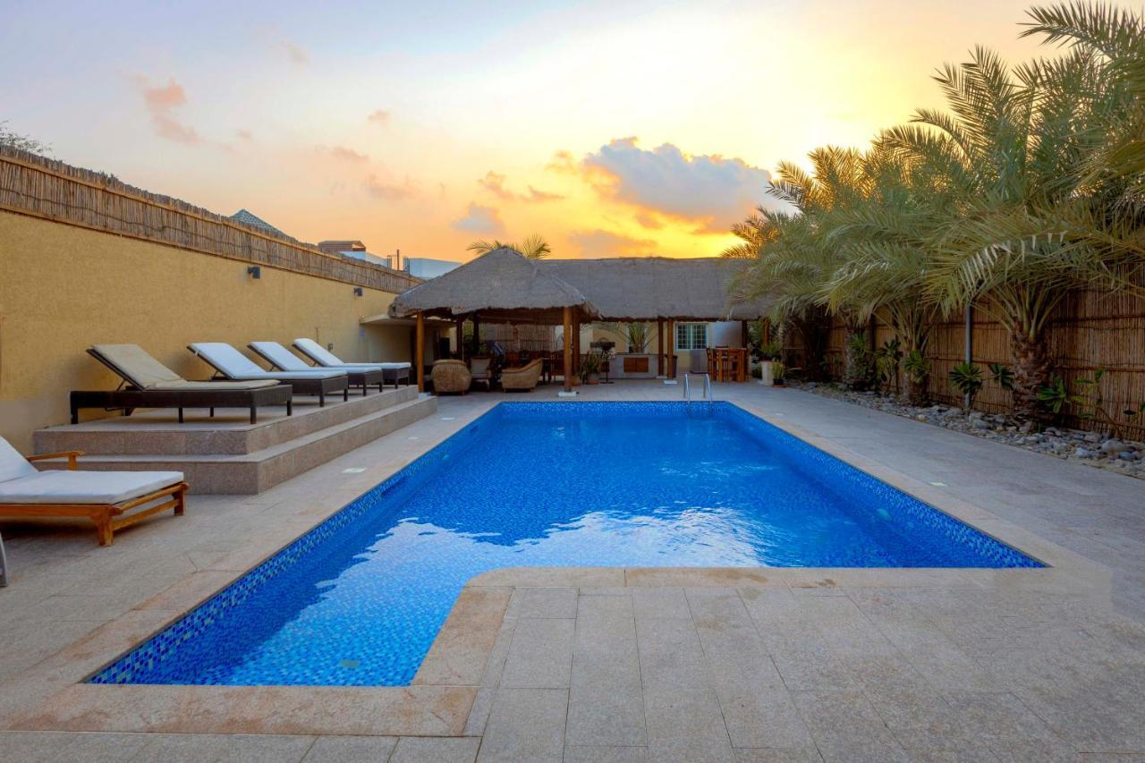 Dar 66 4Br Pool Villa With Jacuzzi 라스알카이마 외부 사진